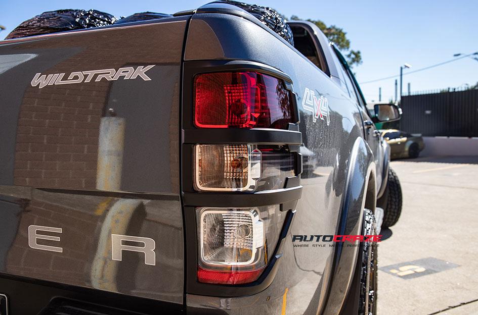 FORD-RANGER-VAPOR-MATTE-BLACK